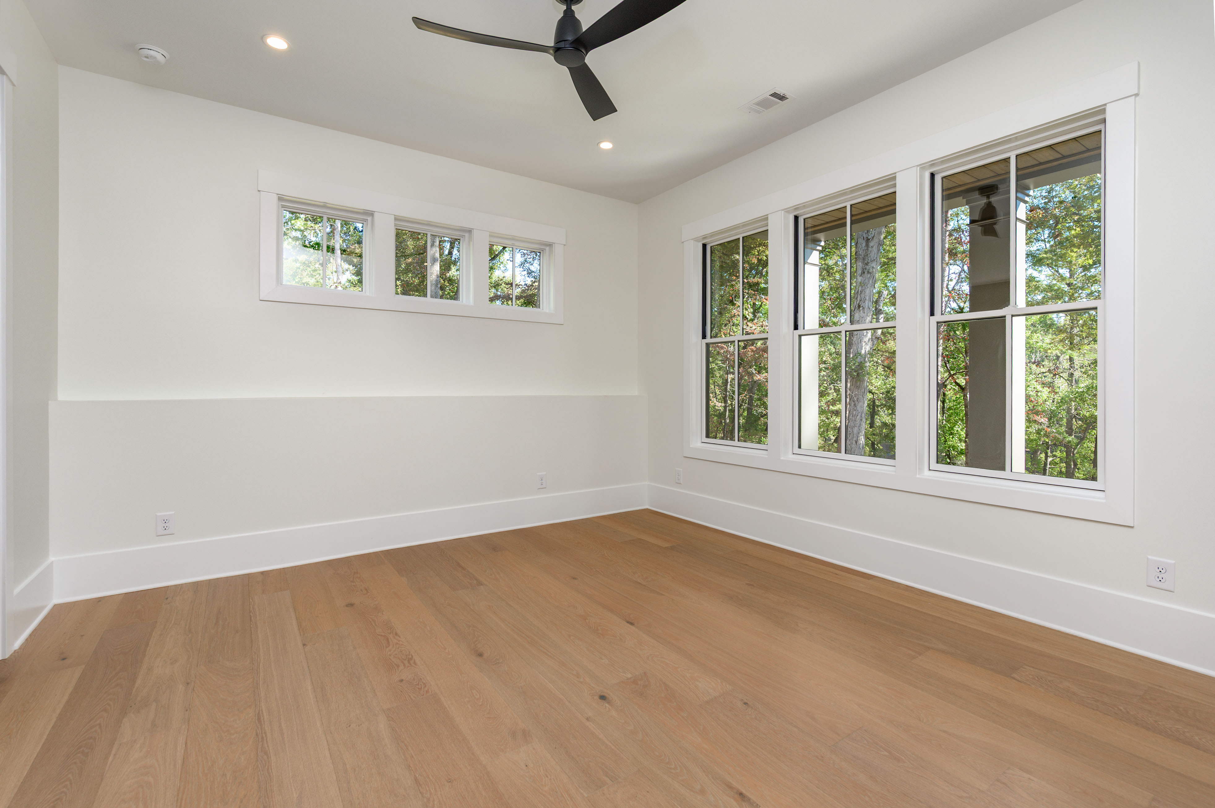 1050 Maple Ridge Way image 31